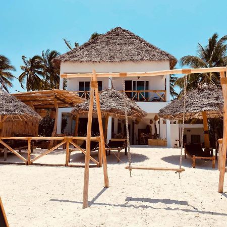 Helwas Zanzibar Beach Hotel Бвейю Екстер'єр фото