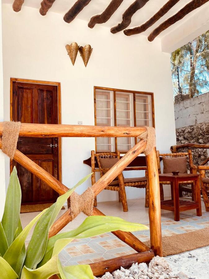 Helwas Zanzibar Beach Hotel Бвейю Екстер'єр фото