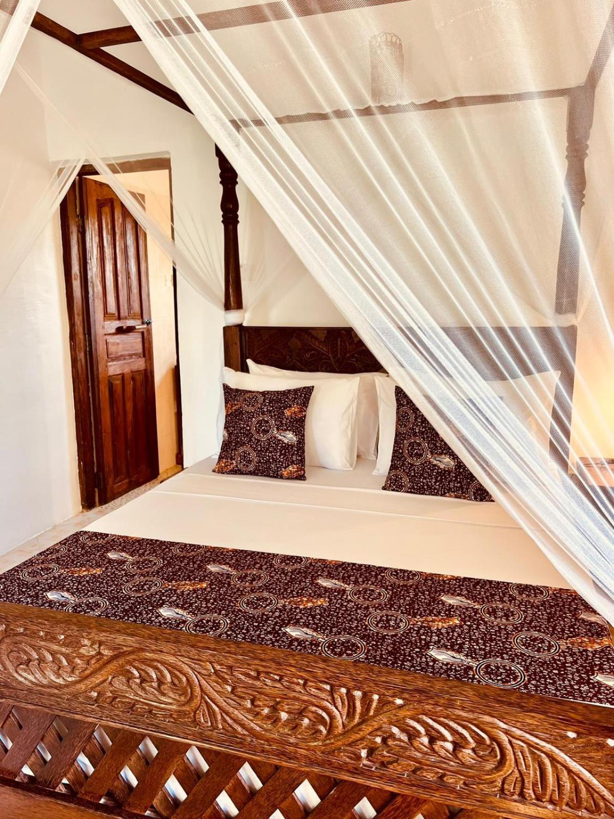 Helwas Zanzibar Beach Hotel Бвейю Екстер'єр фото