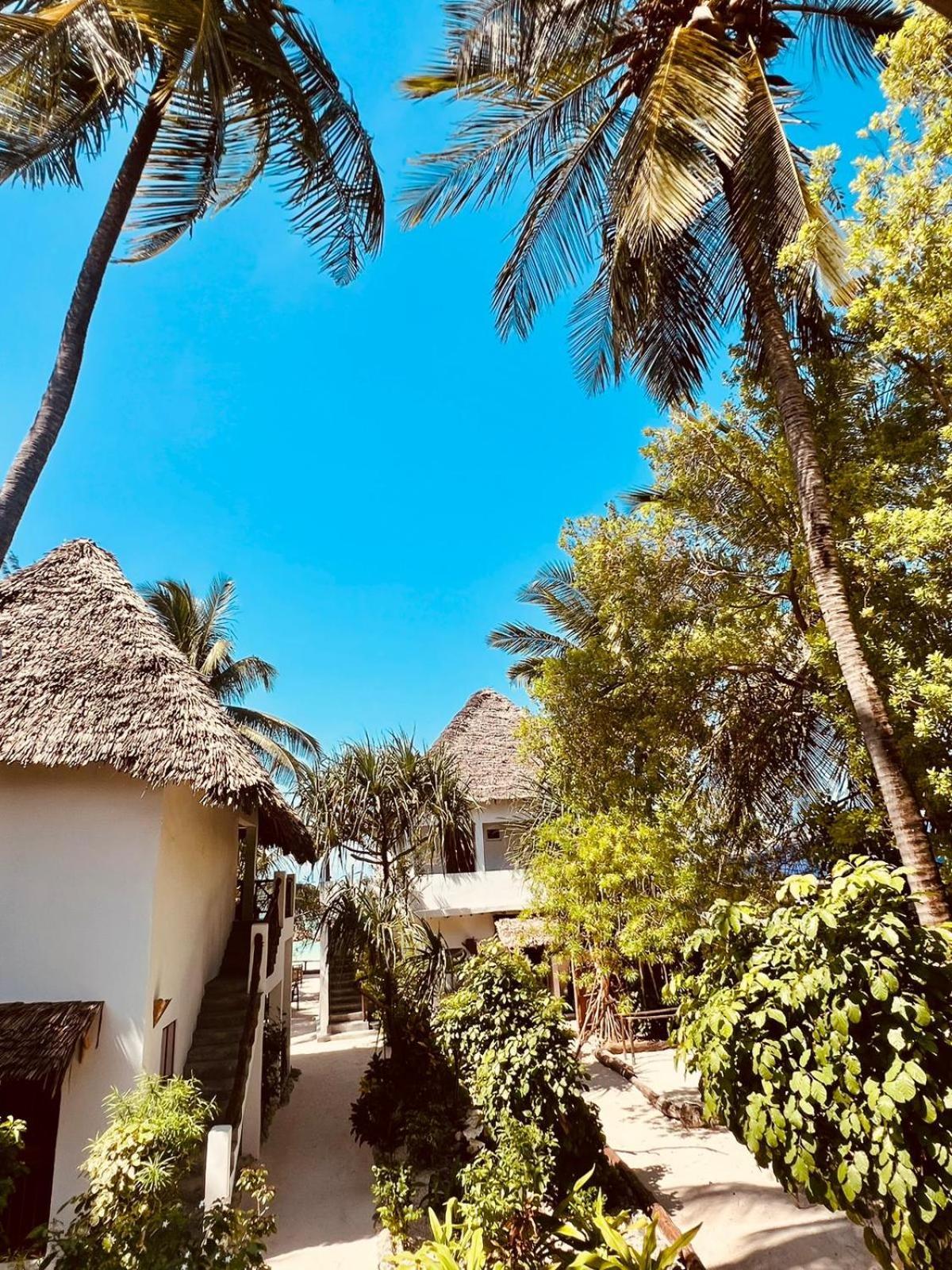 Helwas Zanzibar Beach Hotel Бвейю Екстер'єр фото
