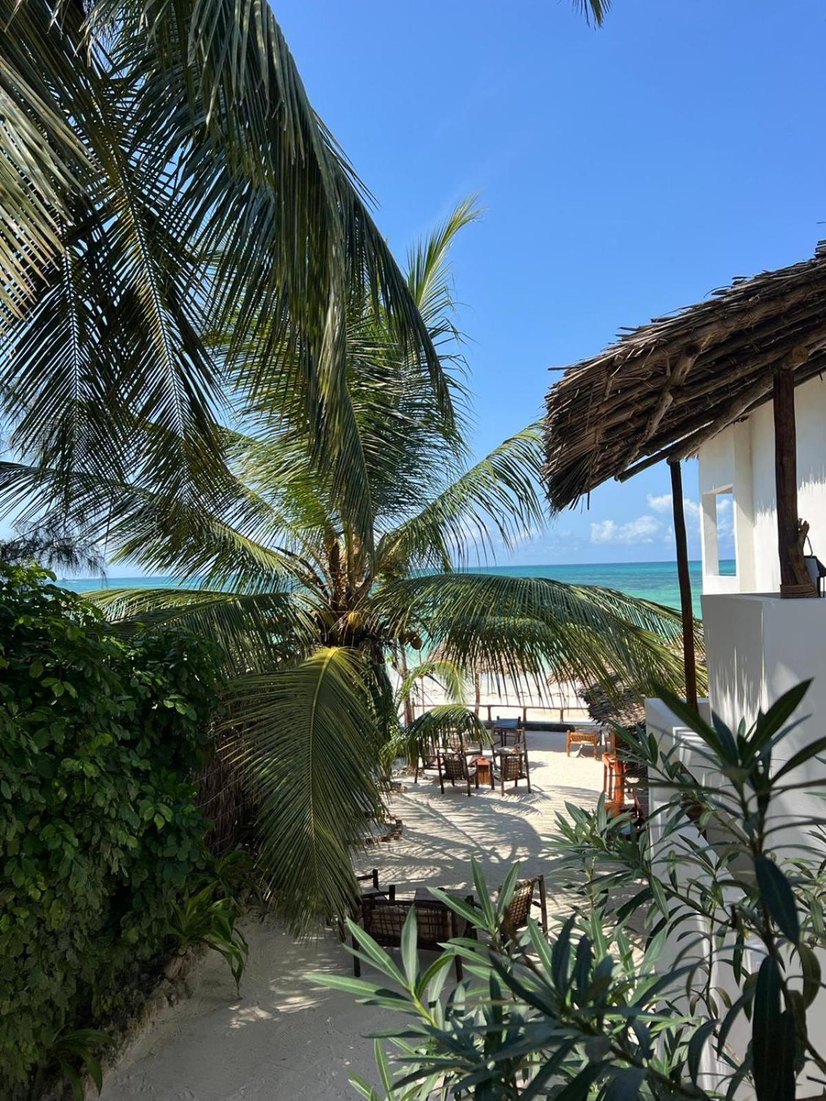 Helwas Zanzibar Beach Hotel Бвейю Екстер'єр фото